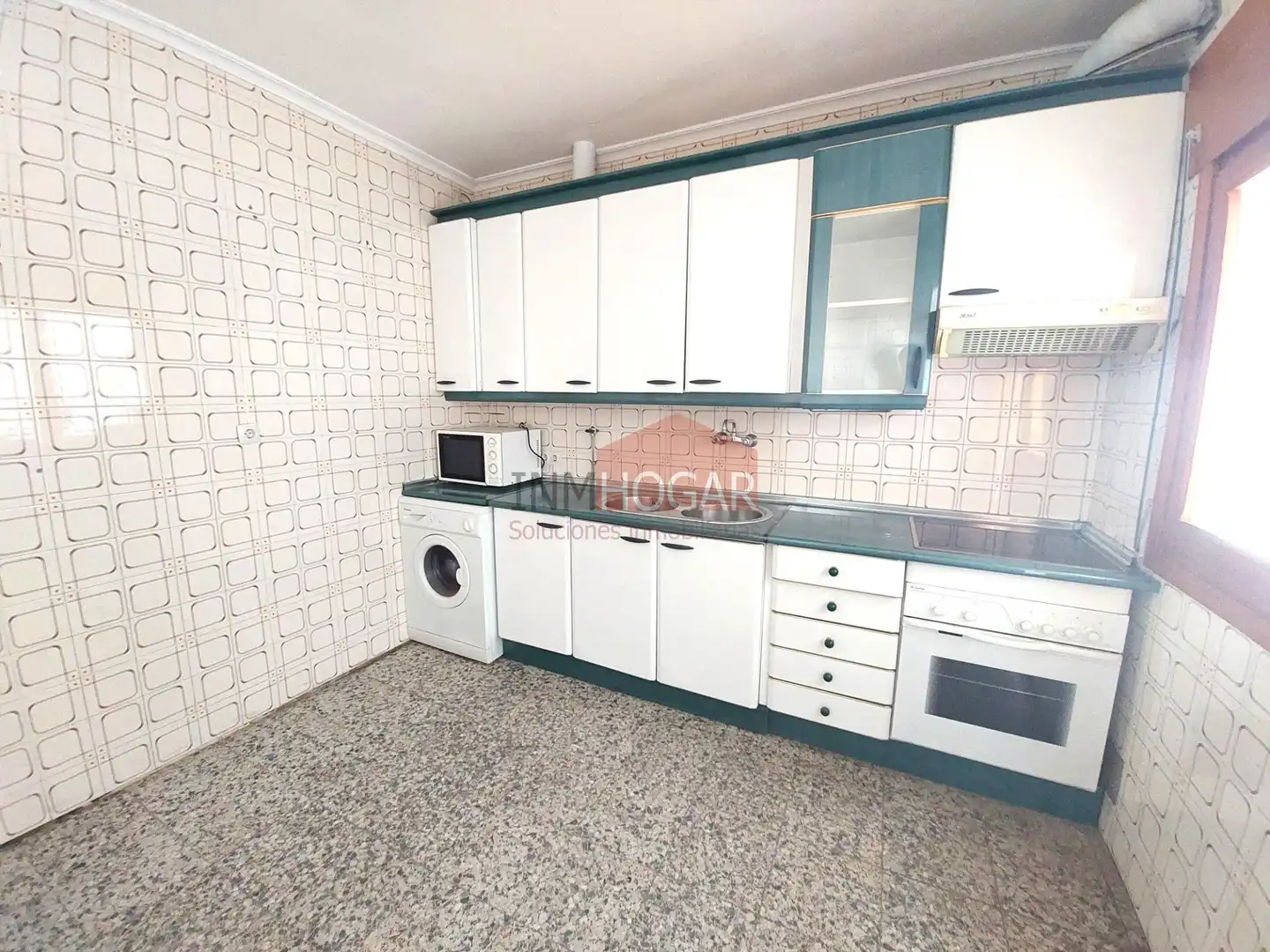 Cocina de Casa o chalet en venta en Palacios de Goda con Terraza, Trastero y Balcón