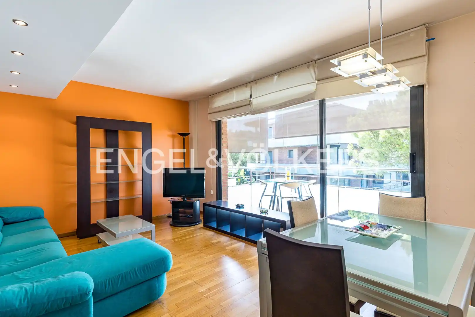 Living room of Flat for sale in Gavà  with Air Conditioner, Heating and Parquet flooring