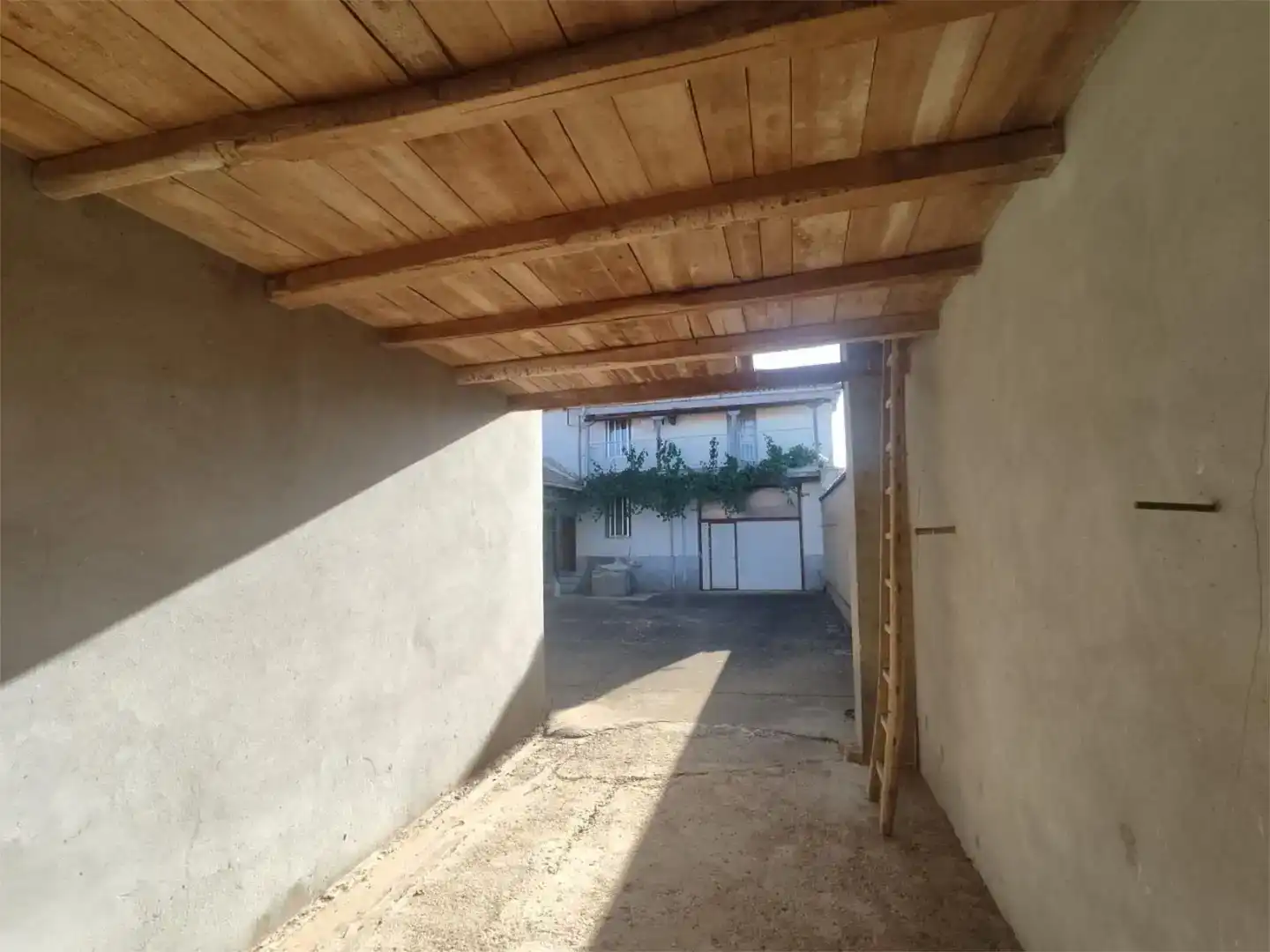Finca rústica en venda en Villamejil amb Jardí privat, Traster i Moblat