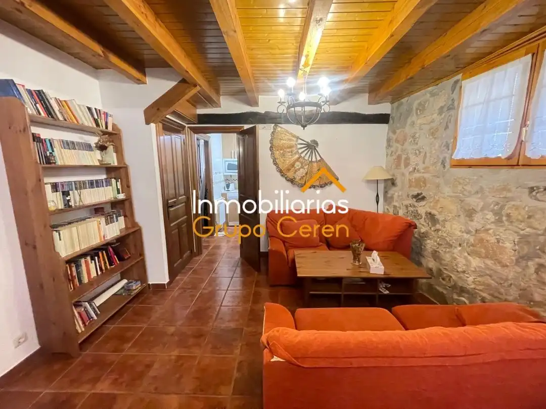 Houses for sale in Santa Cruz del Valle Urbión