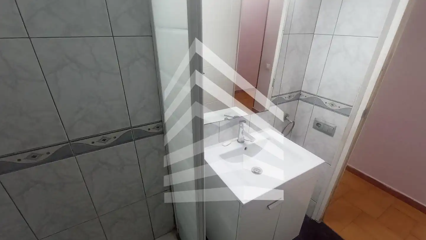 Flat with terrace for sale in calle de Bofarull, imagen 29