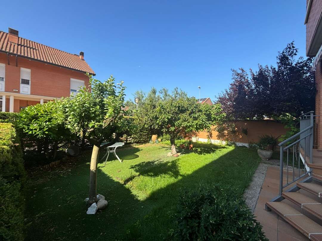 Garden of Flat for sale in  Logroño  with Air Conditioner, Heating and Private garden
