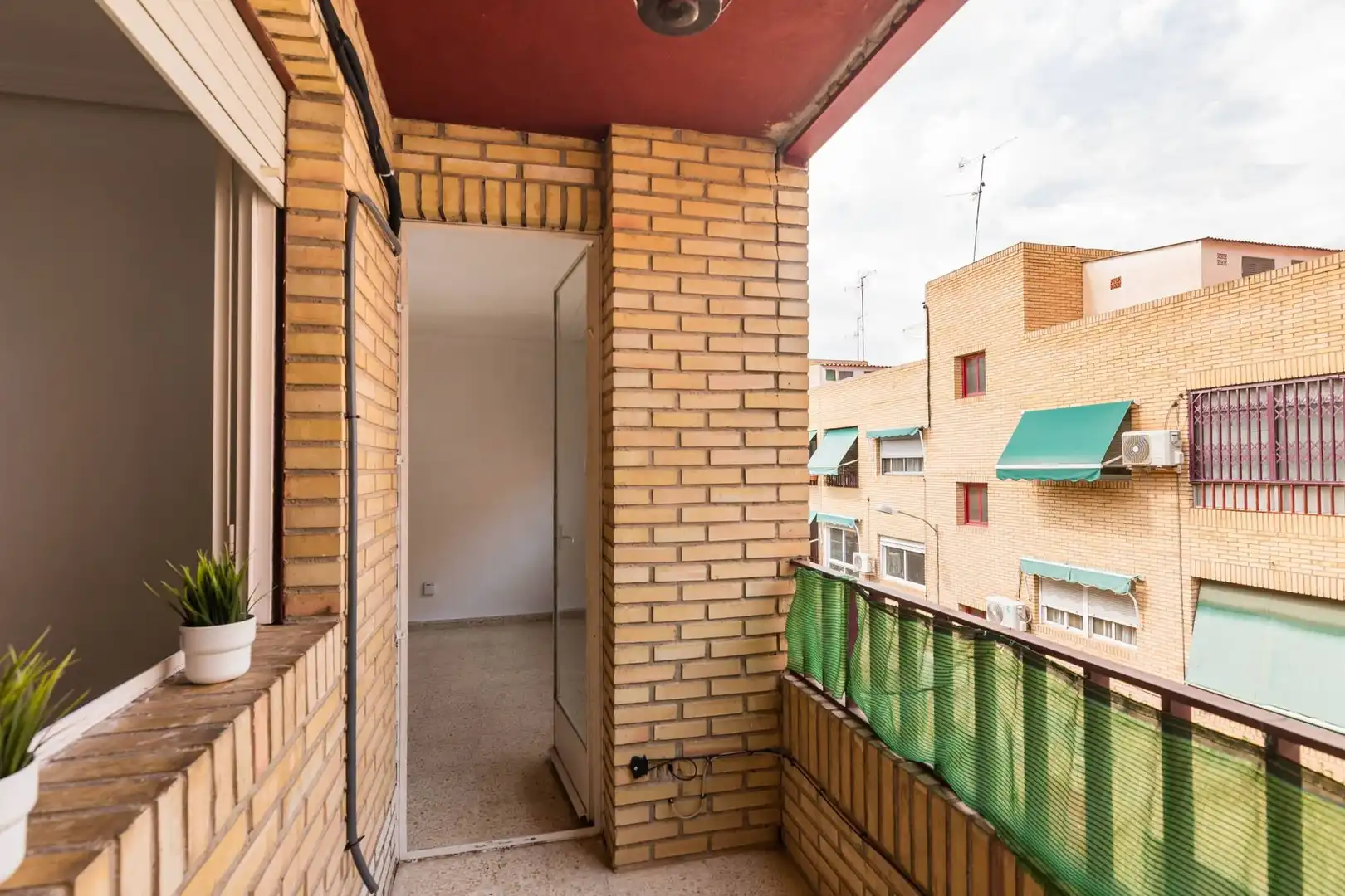 Flat with terrace for sale in Calle JAZMIN, imagen 3