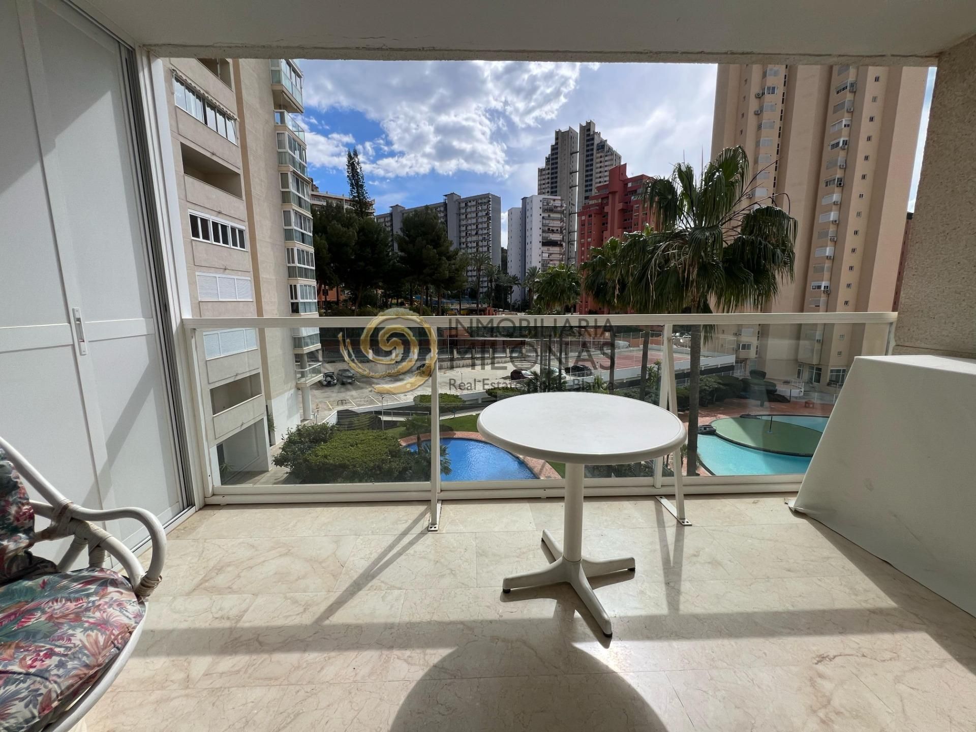 Terrassa de Pis en venda en Benidorm amb Jardí privat, Terrassa i Piscina comunitària