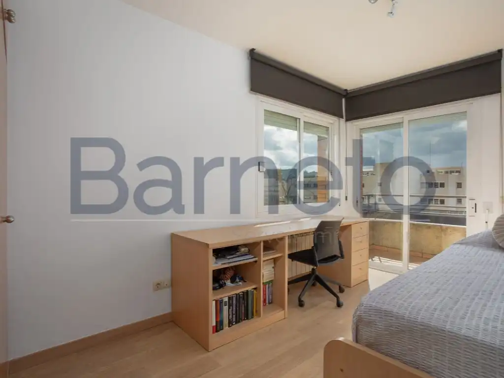 Bedroom of Houses for sale in Girona  with Air Conditioner