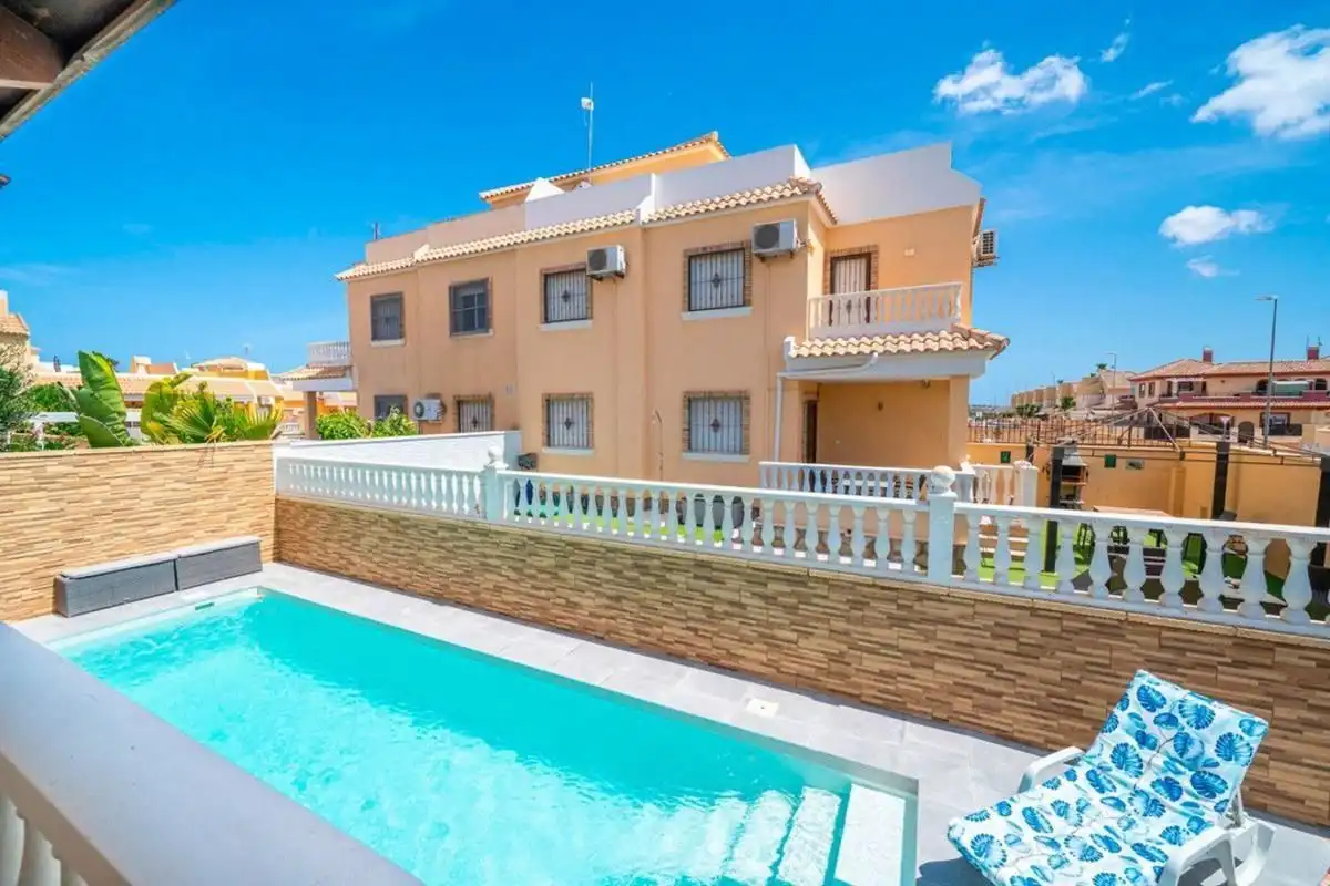 Casa con piscina en venta en Ciudad Quesada, imagen 3