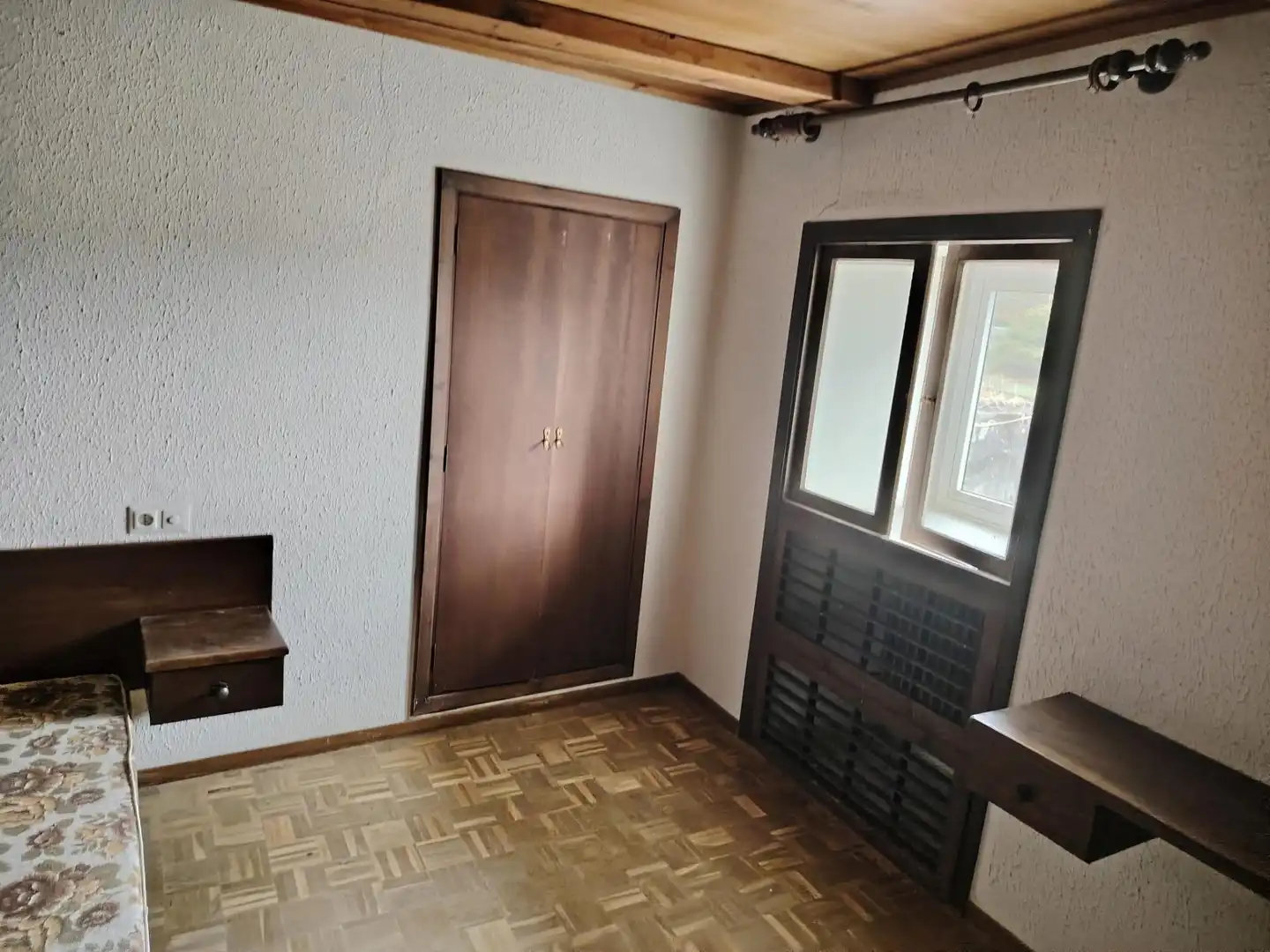 Country homes for sale in Negreira