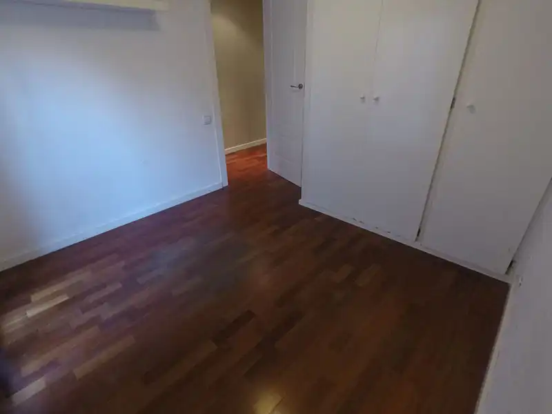 Flat for sale in Barcelona  with Air Conditioner, Heating and Parquet flooring