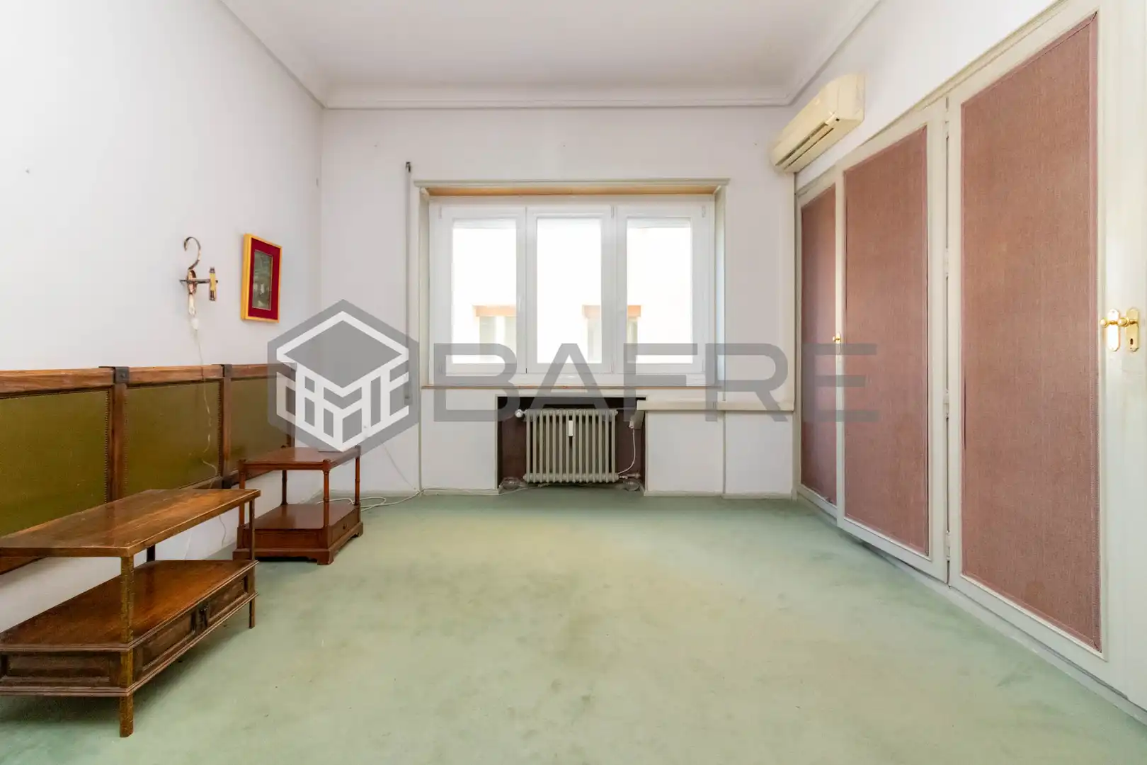 Sala d'estar de Pis en venda en Madrid amb Calefacció, Parquet i Traster