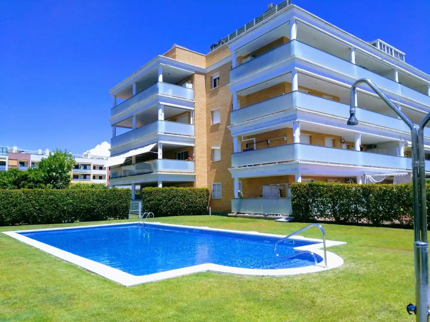 Àtic amb piscina en venda a Prat de Cunit, imagen 2