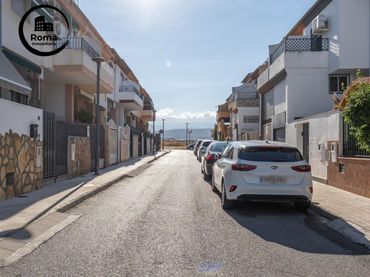 Adossat amb balcó en venda a Pulianas