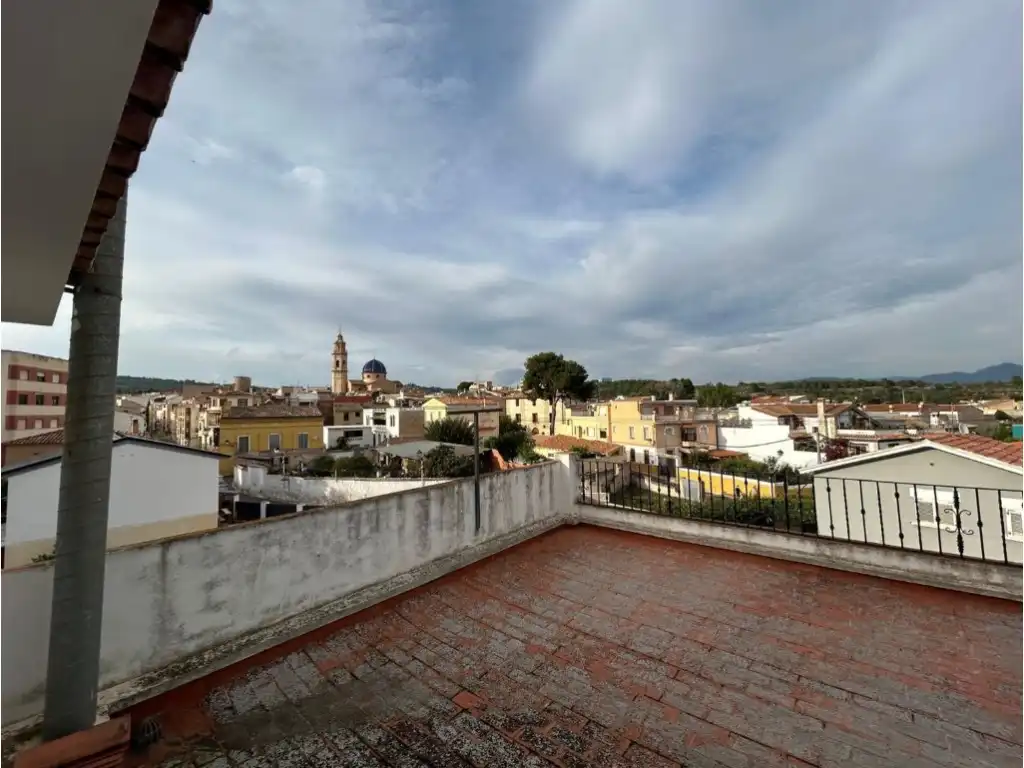 Vista exterior de Casa o chalet en venta en Altura con Jardín privado, Terraza y Balcón