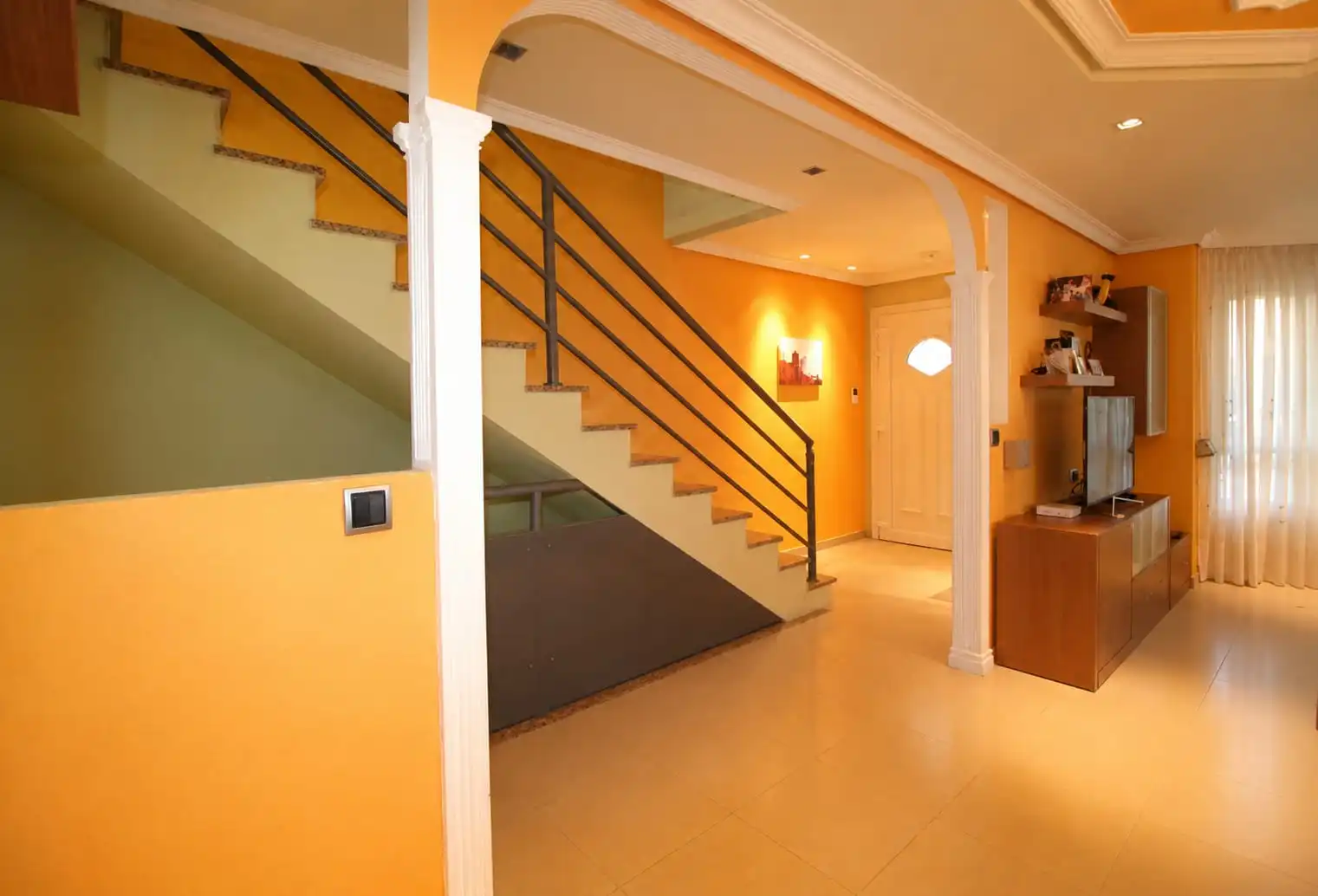 Casa aparellada amb jardí en venda a Calle de Samuel Baltés, imagen 9