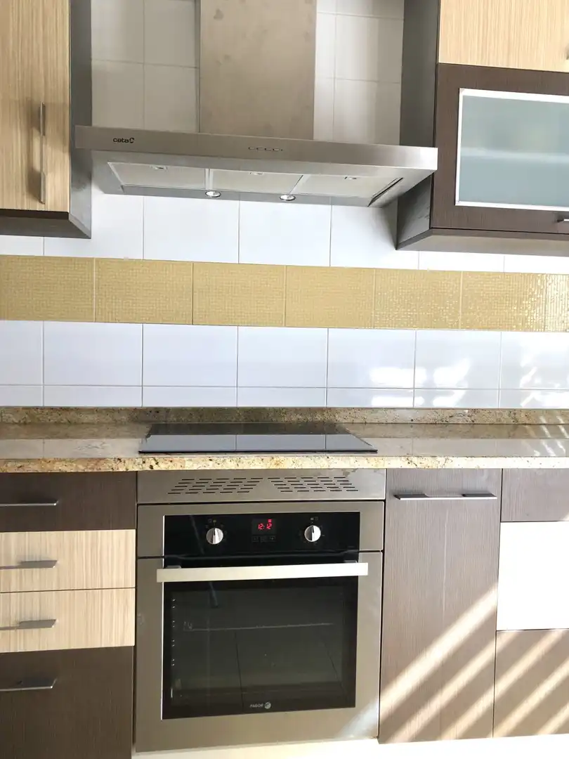 Cuina de Pis de lloguer en Getafe amb Calefacció, Terrassa i Moblat