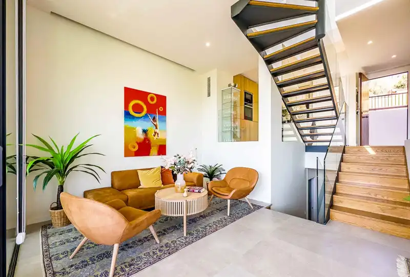 Wohnzimmer von Haus oder Chalet zum Verkauf in Marbella mit Klimaanlage, Heizung und Privatgarten