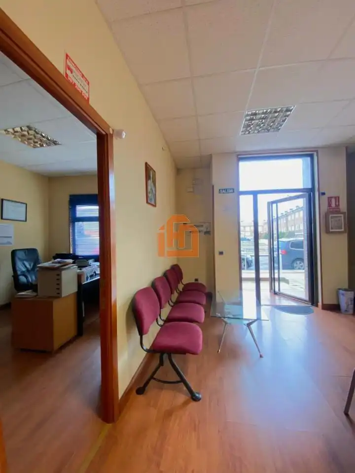 Oficina en venta en Sagunto, San Andrés del Rabanedo pueblo