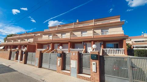 Foto 4 de Casa adosada en venta en Carrer de Les Gardenies, Platja de Mont-roig, Mont-roig del Camp
