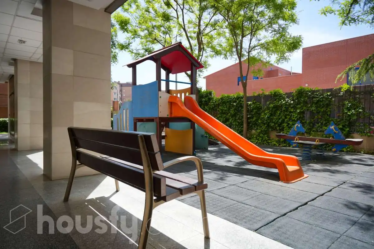 Piso en venta en Av. Isabel de Valois, Sanchinarro