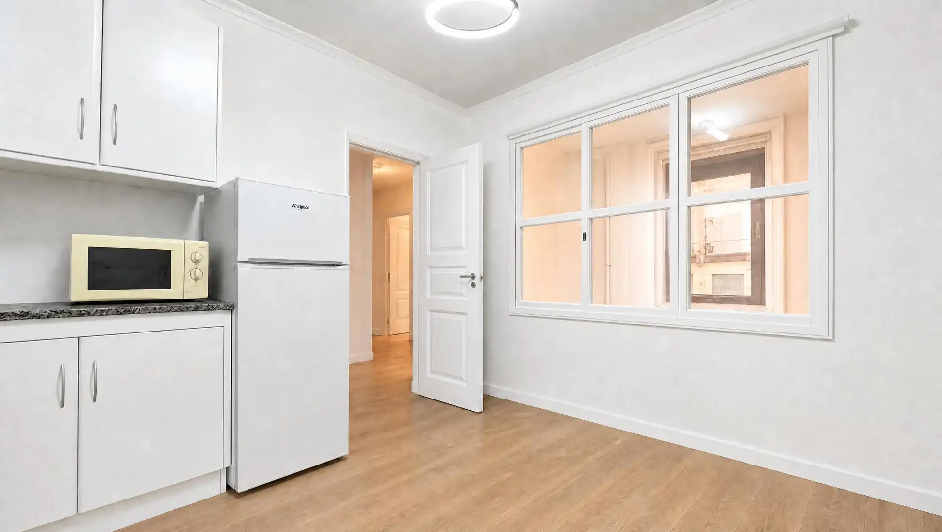 Cocina de Piso en venta en Alicante / Alacant con Balcón