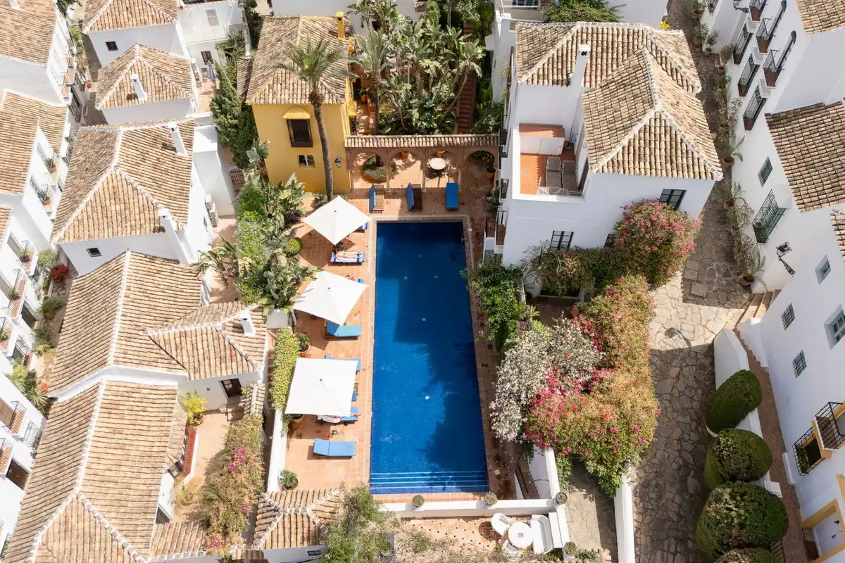 Adossat amb piscina en venda a Milla de Oro, imagen 45