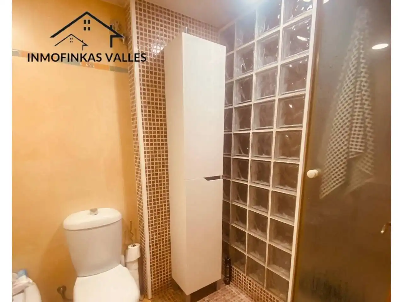 Außenansicht von Wohnung zum Verkauf in Parets del Vallès mit Klimaanlage, Heizung und Terrasse