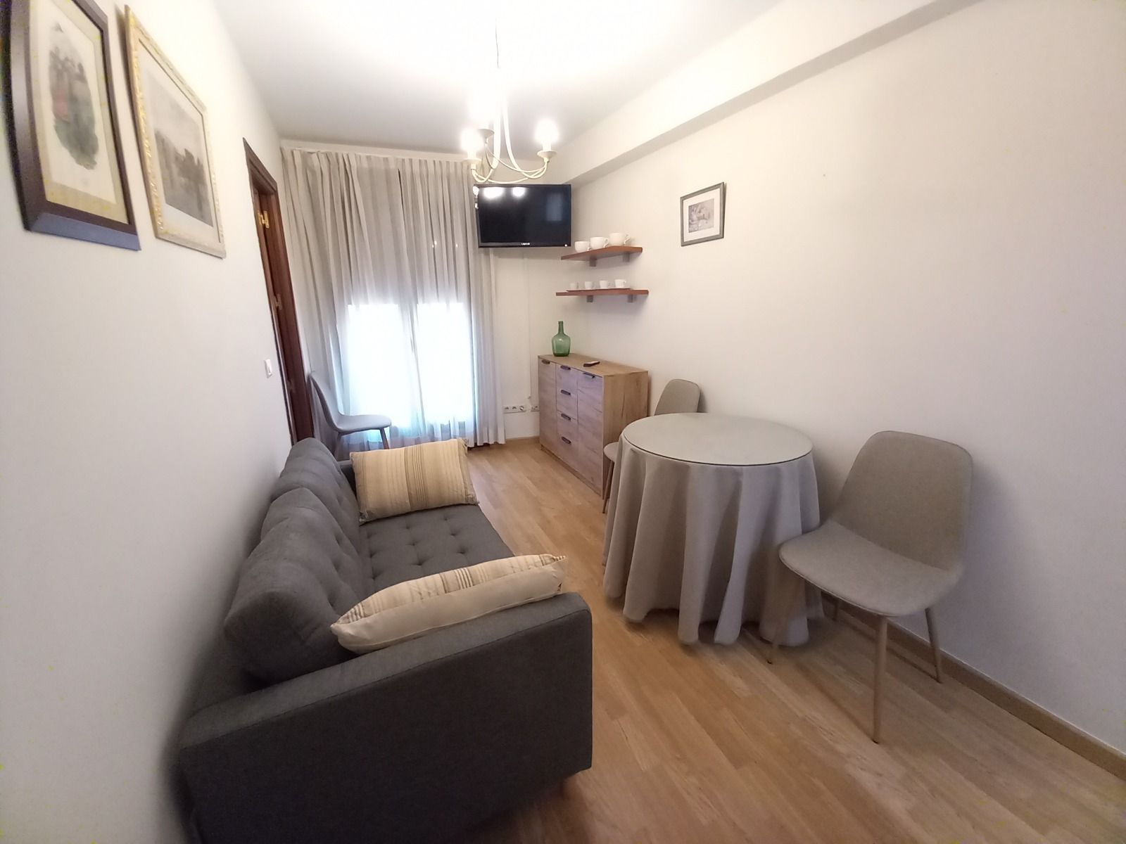 Sala de estar de Apartamento de alquiler en Ronda con Calefacción, Terraza y Amueblado