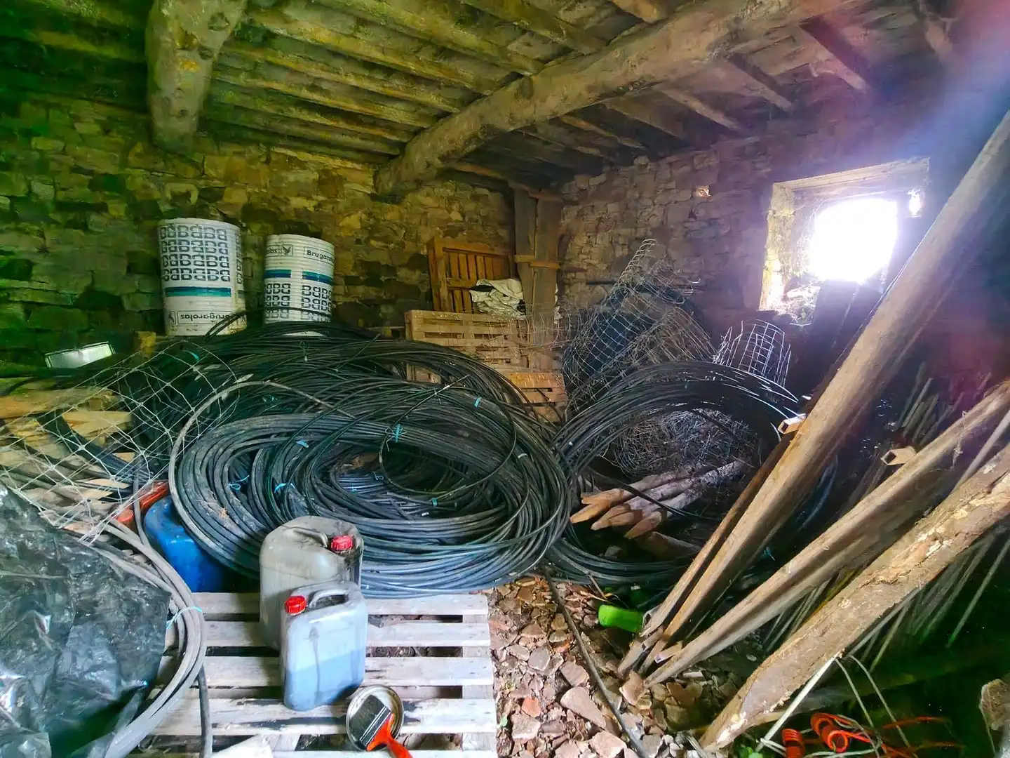Casa o xalet en venda en Salas amb Terrassa i Piscina