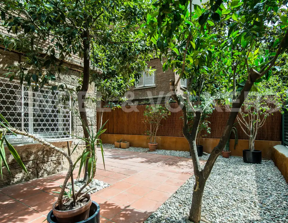 Garden of Flat for rent in Barcelona  with Air Conditioner, Heating and Private garden