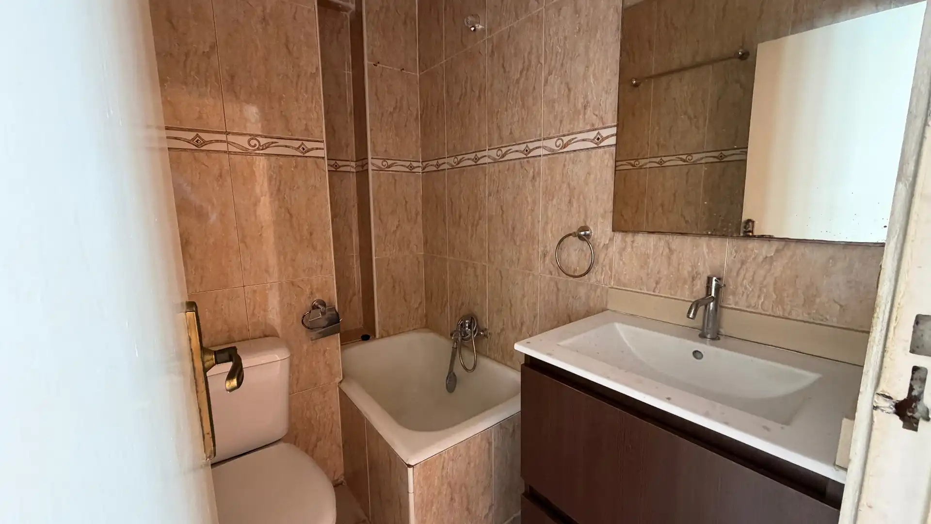 Baño de Piso en venta en Torremolinos