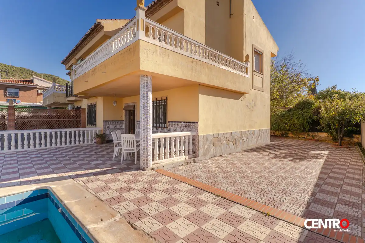 Exterior view of Houses for sale in Padul  with Heating, Private garden and Terrace