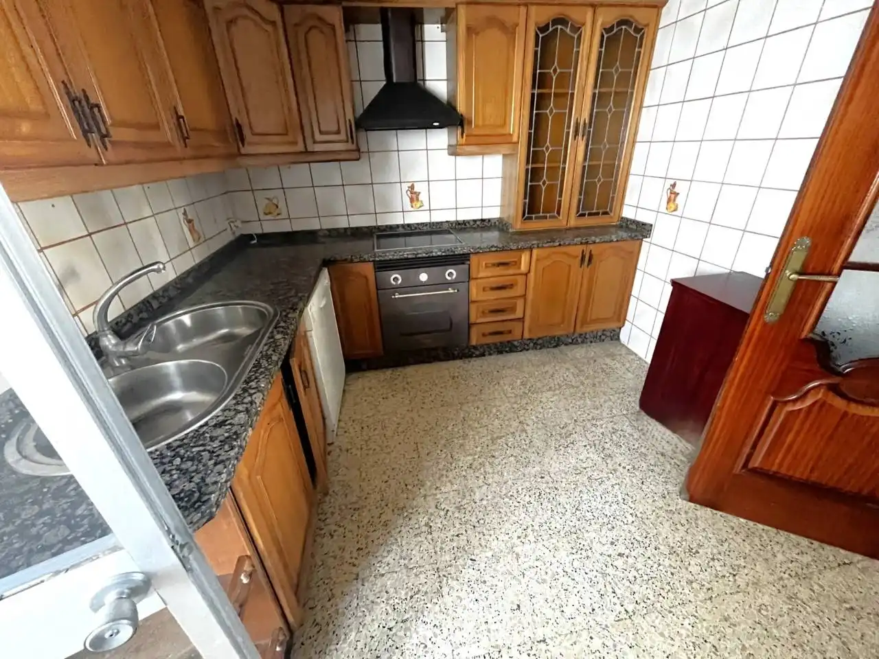Küche von Dachboden zum Verkauf in Huelva mit Terrasse und Abstellraum