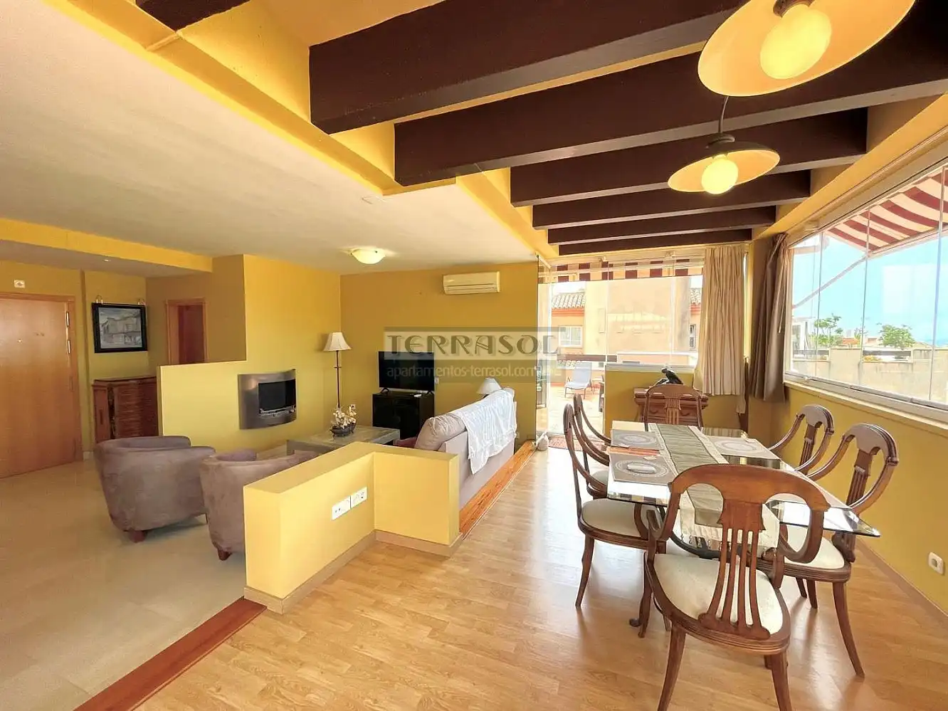 Sala de estar de Ático en venta en Vélez-Málaga con Aire acondicionado, Calefacción y Jardín privado