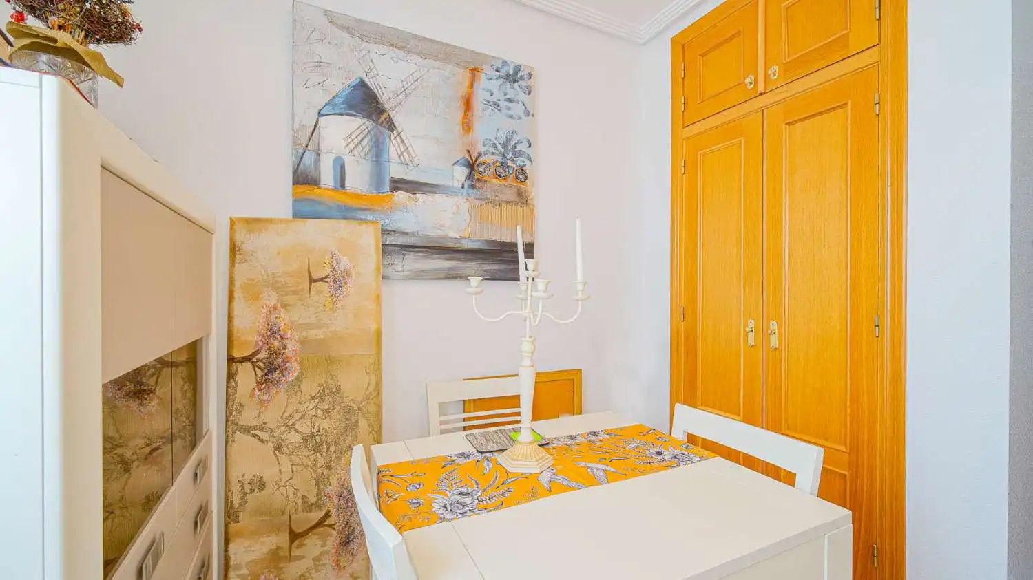 Comedor de Casa o chalet en venta en Orihuela con Aire acondicionado, Calefacción y Terraza