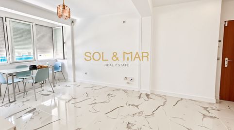 Foto 2 de Piso en venta en Isuela, Ayuntamiento, Torremolinos