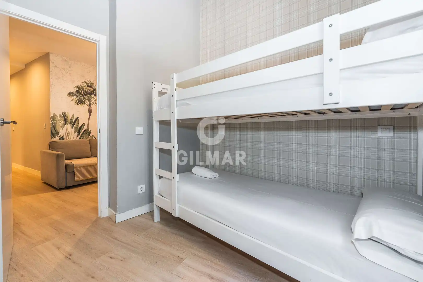 Habitación de Piso en venta en Madrid con Calefacción
