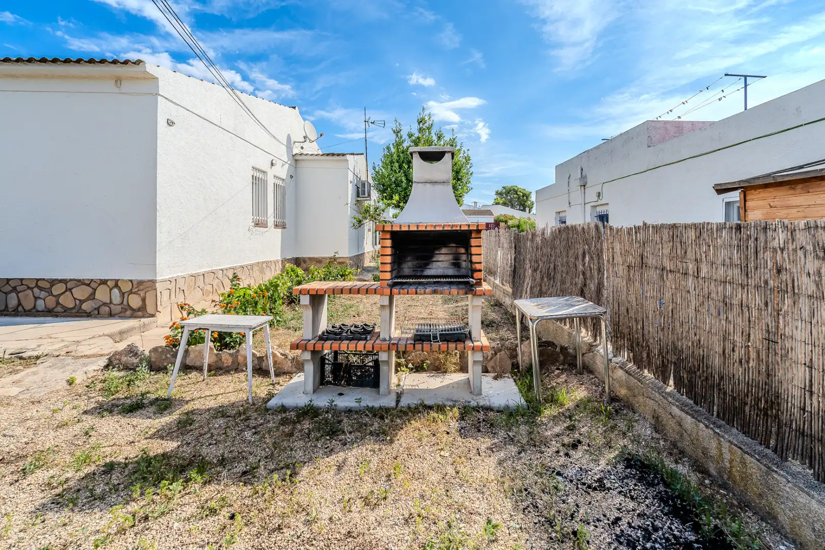 Garden of Houses for sale in L'Ametlla de Mar   with Air Conditioner, Heating and Private garden