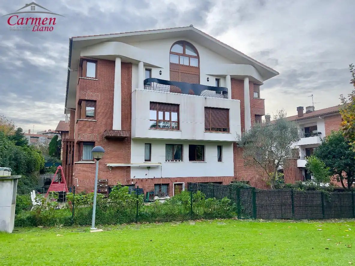 Vista exterior de Piso en venta en Getxo  con Calefacción, Terraza y Trastero