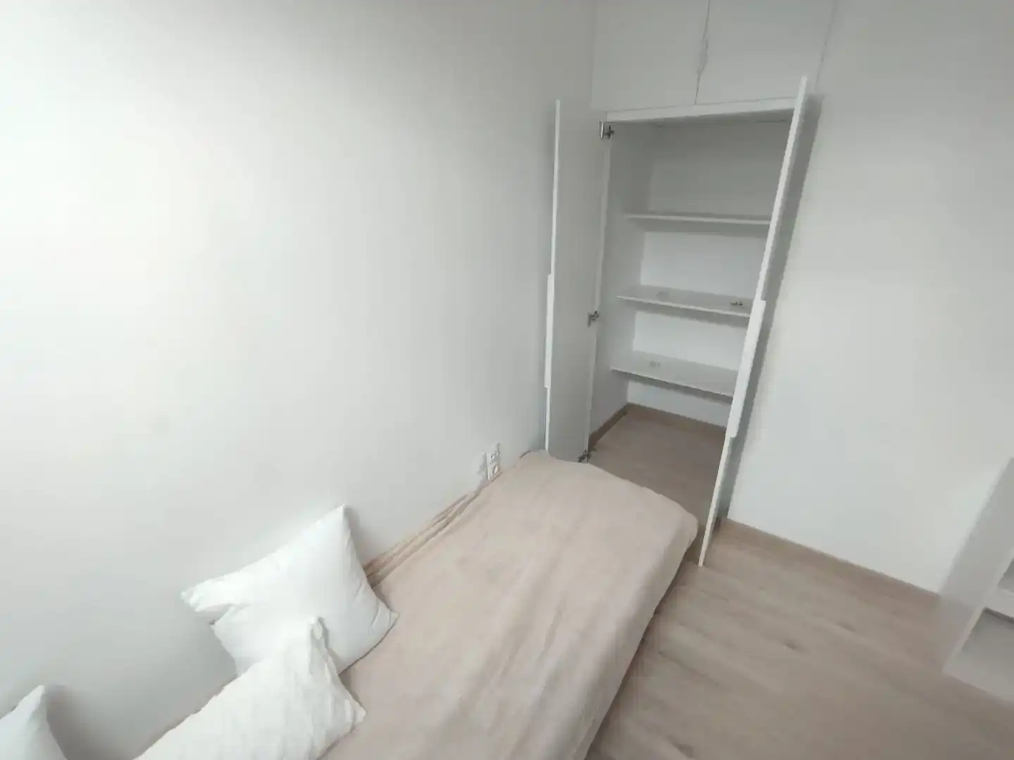 Dormitori de Pis en venda en Zaragoza amb Aire condicionat, Jardí privat i Parquet
