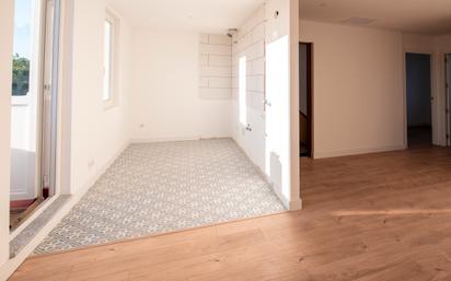 Apartament en venda en Ferrol amb Parquet, Terrassa i Balcó