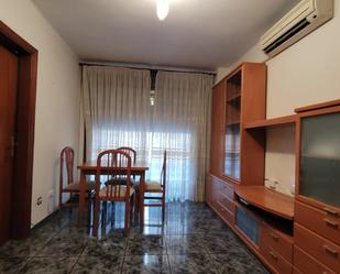 Sala d'estar de Planta baixa en venda en L'Hospitalet de Llobregat amb Aire condicionat, Balcó i Alarma