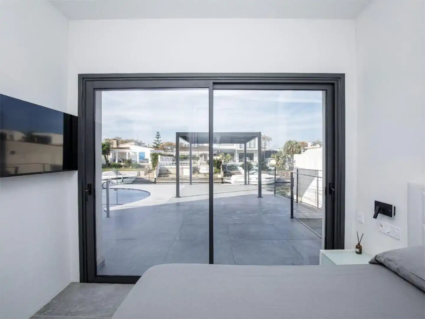 Terrace of Houses for sale in Empuriabrava  with Air Conditioner, Swimming Pool and Balcony