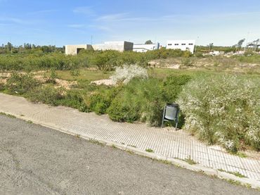 Terreno industrial en venta en Calle Caucho 9