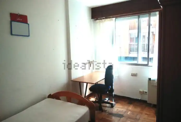 Bedroom of Flat for rent in Santiago de Compostela   with Furnished
