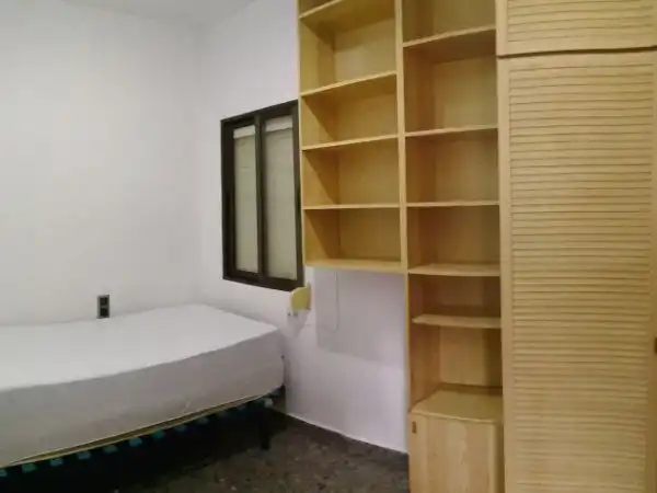 Schlafzimmer von Wohnung zur Miete in Barcelona mit Klimaanlage, Terrasse und Möbliert