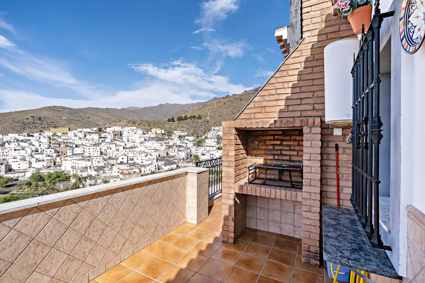 Terraza de Ático en venta en Velefique con Aire acondicionado, Calefacción y Jardín privado