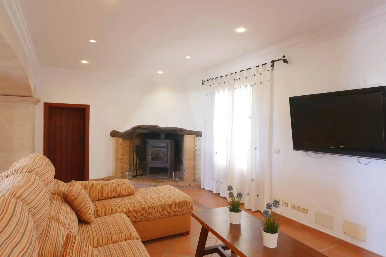 Sala d'estar de Casa o xalet en venda en Son Servera amb Aire condicionat, Jardí privat i Terrassa