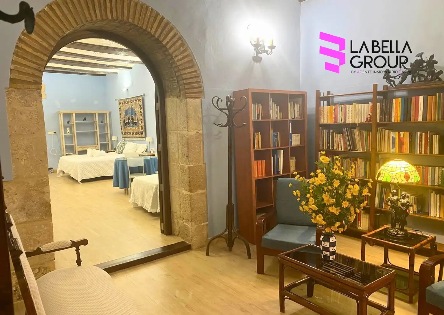 Casa pareada con terraza en venta en Carrer Canonge Cebrià, imagen 17