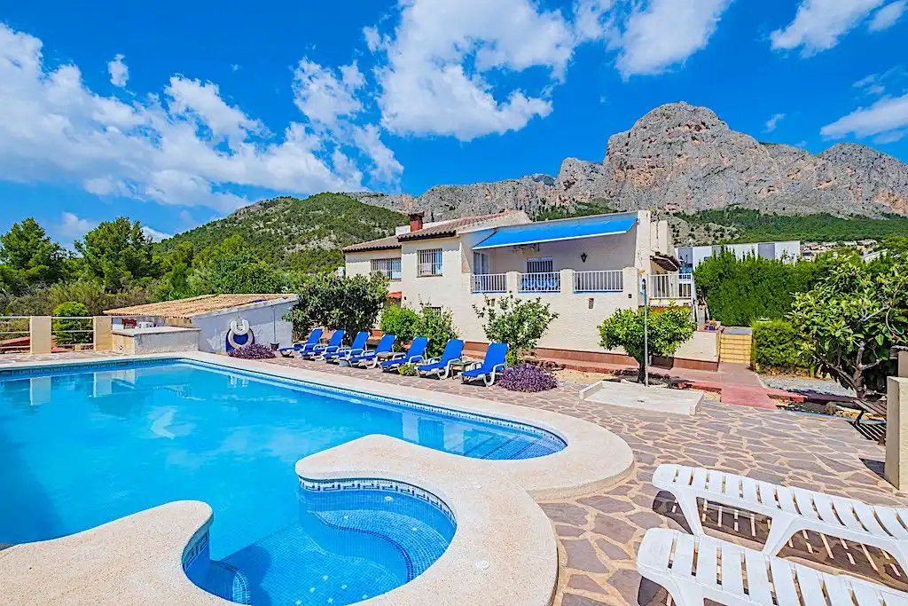 Haus mit Pool zum Verkauf in Balcón de Ponoig - Polop Paradis - Polop Hills