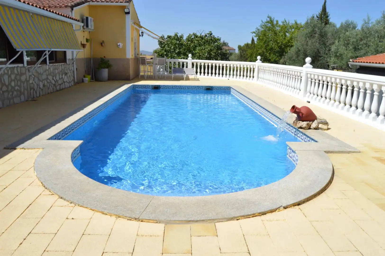Chalet con piscina en venta en Malpartida de Cáceres, imagen 2