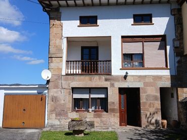 Casa con giardino in vendita a Argomilla Diseminado 37-35